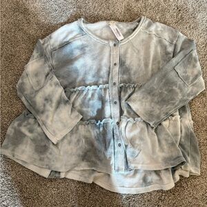POL Tiered Button Top